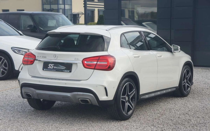 Mercedes-Benz GLA cena 79900 przebieg: 161000, rok produkcji 2015 z Stepnica małe 436